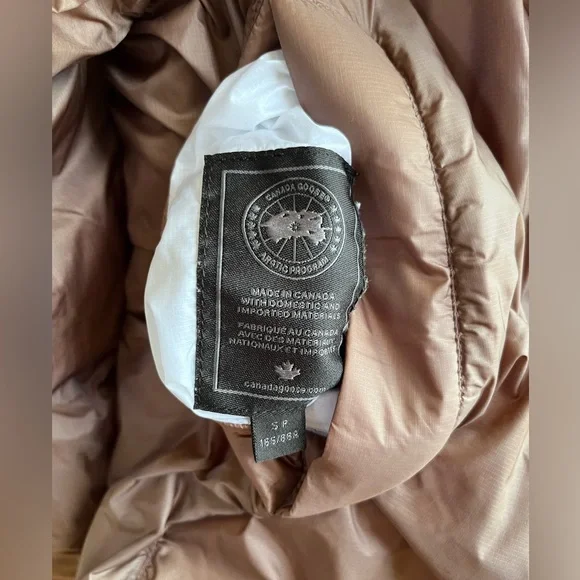 CANADA GOOSE  Mackay Reversible Down Jacket- Silverbirch Sephia - Picture 11 of 15